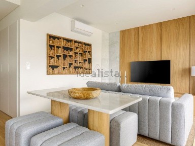Apartamento T2 à venda na Rua Major Joaquim Preto Chagas