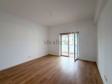 Apartamento T3 à venda na Paivas
