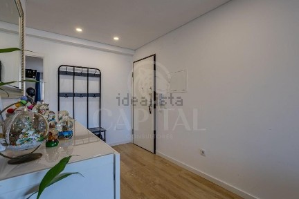 Apartamento T3 à venda na Rua Dom Francisco Xavier de Noronha, 31