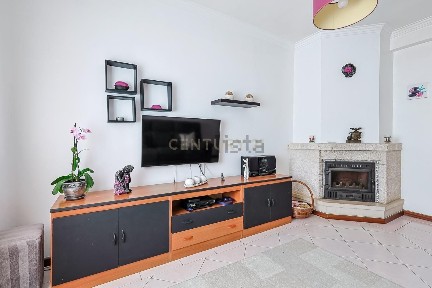 Apartamento T2 à venda na Rua da Electricidade, 11