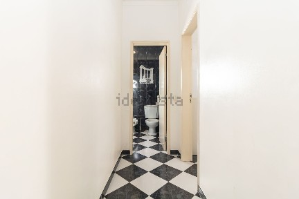 Apartamento T3 à venda na Rua Mário Sacramento