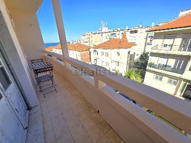 Apartamento T1 à venda na Rua Dom João de Portugal, 16