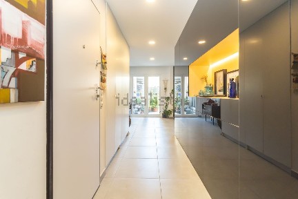 Apartamento T4 à venda na Avenida Alfredo da Silva, 11