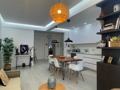 Apartamento T2 à venda na Rua Cidade da Beira