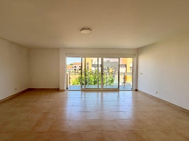 Apartamento T3 à venda na Rua Fonte do Nico, 35