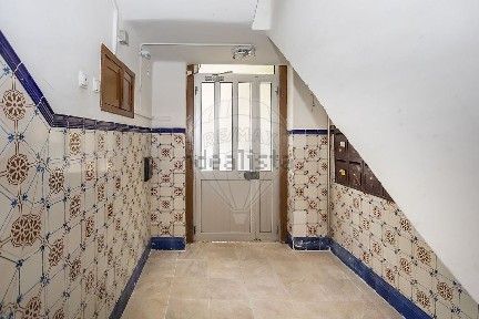 Apartamento T1 à venda na Avenida Dom João I