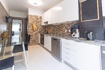 Apartamento T3 à venda na Travessa das Aveleiras