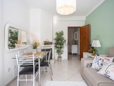 Apartamento T2 à venda na Rua da Electricidade