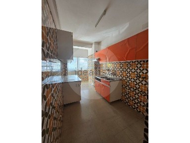 Apartamento T3 à venda na Praceta Fernando Pessoa, 11