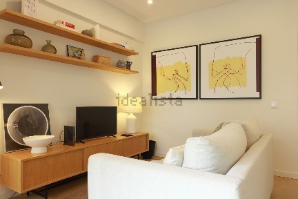 Apartamento T0 à venda na Avenida dos Náufragos