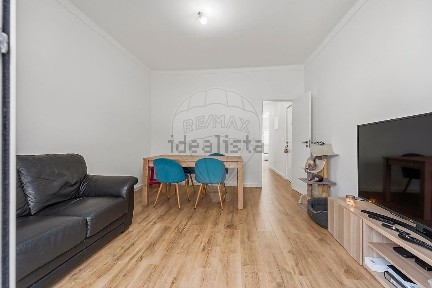 Apartamento T1 à venda na Rua de Cabo Verde
