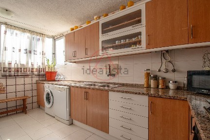Apartamento T3 à venda em Santo António da Charneca