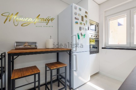 Apartamento T2 à venda na Rua dos Três Vales