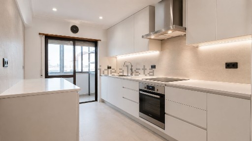 Apartamento T3 à venda na Marisol