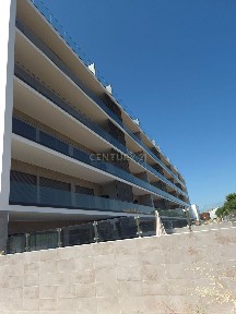 Apartamento T3 à venda na Rua Brito Paes, 114