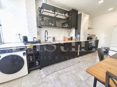 Apartamento T3 à venda na Rua Gil Eanes