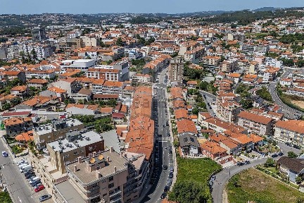 Apartamento T4 à venda no Centro de Oliveira de Azeméis