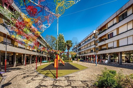 Apartamento T2 à venda na Praça do Município s/n
