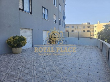 Apartamento T3 à venda em Santa Maria de Lamas