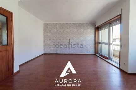 Apartamento T3 à venda na Rua 18, 744