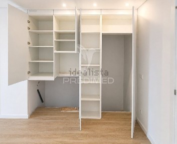 Apartamento T0 à venda na Universidade - Mário Sacramento - Santiago