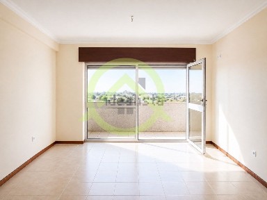 Apartamento T1 à venda em Tamengos - Aguim - Óis do Bairro