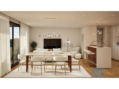 Apartamento T2 à venda na Travessa do Pinhal Novo s/n