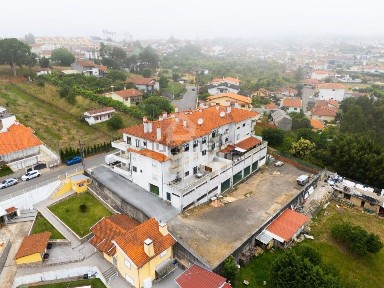 Apartamento T3 à venda em Vila de Cucujães