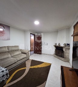 Apartamento T3 à venda na Praia