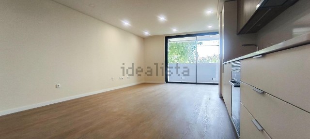 Apartamento T2 à venda em Esgueira