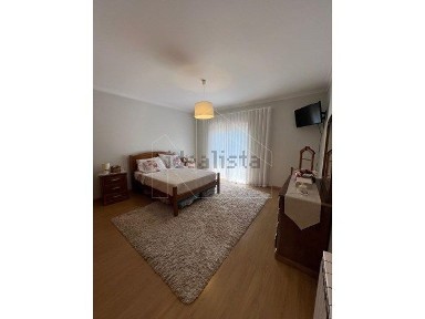 Apartamento T3 à venda em Oliveira do Bairro