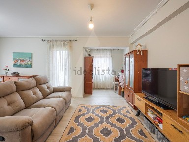 Apartamento T2 à venda na Estrada de São Bernardo