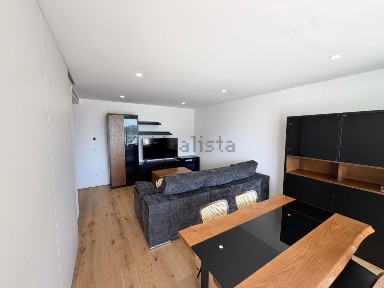 Apartamento T2 à venda na Rua Dom Carlos I