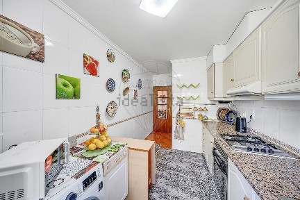 Apartamento T1 à venda na Estrada Real