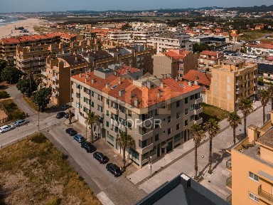 Apartamento T2 à venda na Praia