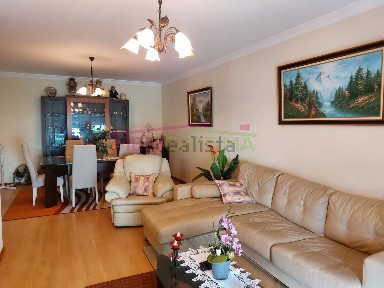 Apartamento T2 à venda em Oliveira do Bairro