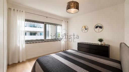 Apartamento T2 à venda na Rua Doutor Manuel Soares, 6