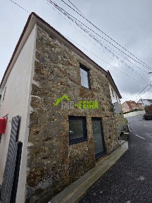 Apartamento T5 à venda em Sanguedo