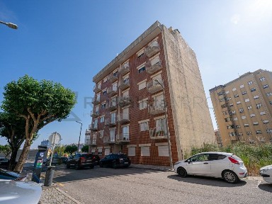 Apartamento T3 à venda no Centro de Oliveira de Azeméis