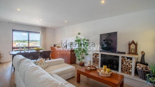 Apartamento T2 à venda na Rua Hospital, 339