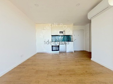 Apartamento T1 à venda na Rua 25