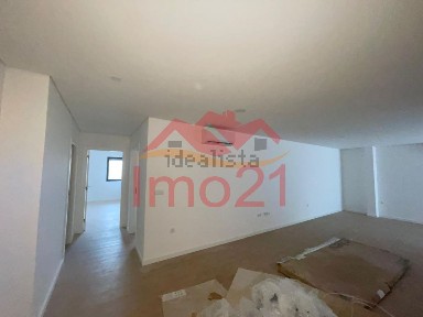 Apartamento T2 à venda em Esgueira