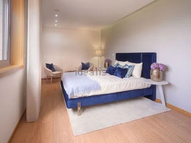 Apartamento T2 à venda na Avenida das Oliveirinhas s/n