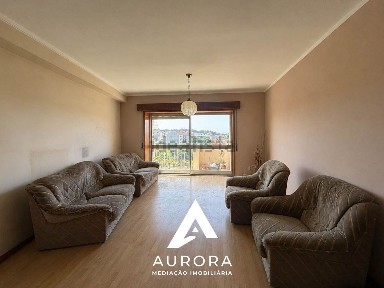 Apartamento T2 à venda na Rua 19, 1578