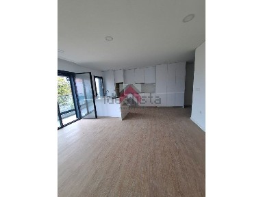 Apartamento T3 à venda em Esgueira