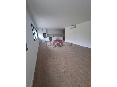 Apartamento T2 à venda em Esgueira