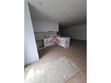 Apartamento T2 à venda em Esgueira