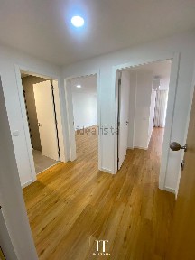 Apartamento T1 à venda na Rua Manuel Firmino