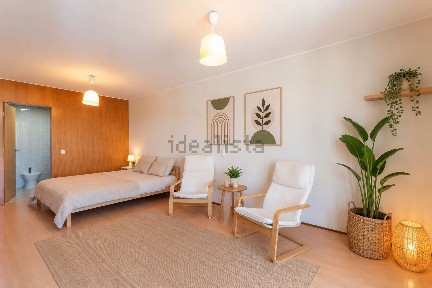 Apartamento T0 à venda na Rua Professor Manuel Estudante Silva, 4