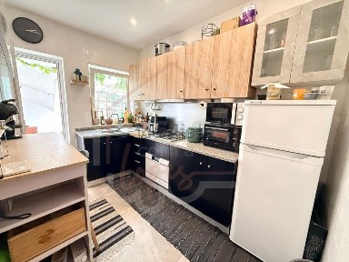 Apartamento T2 à venda na Travessa do Arco